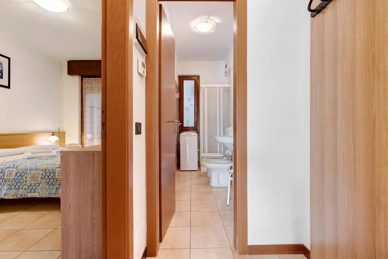 Apartment Appartamento Assenza 9 Brenzone sul Garda